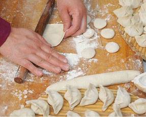 Learn to make Chinese dumpling