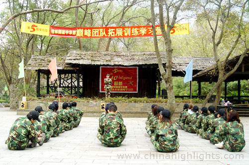 China Highlights team building