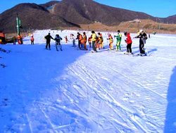 Jundu Skiing