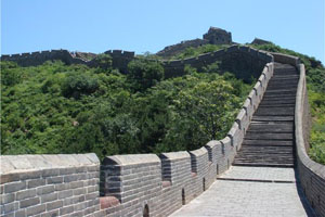 the spring scenery of the Great Wall