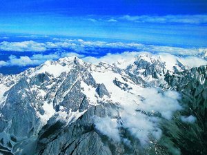 Jade Dragon Snow Mountain