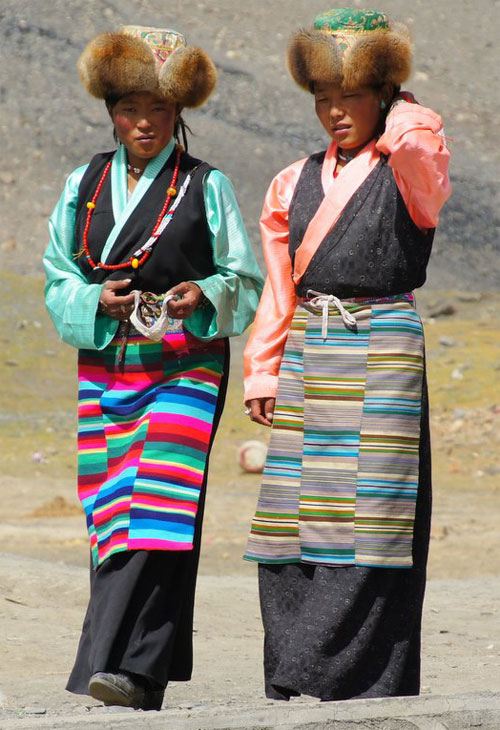 Tibetan women
