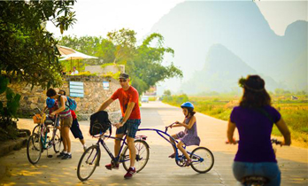 Yangshuo countryside cycling
