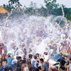 water-splashing-festival water-splashing-festival