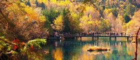 Jiuzhaigou and Huanglong scenic tour