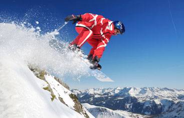Skiing in Yabuli Ski Resort