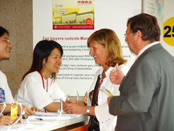 Genial communication at the fair Genial communication at the fair