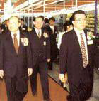 Shi Guangsheng, Minister of Foreign Trade and Economic Cooperation, and Lu Ruihua, the Governor of Guangdong Province, inspected the Fair. Shi Guangsheng, Minister of Foreign Trade and Economic Cooperation, and Lu Ruihua, the Governor of Guangdong Province, inspected the Fair.