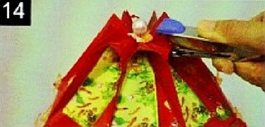 Step14 for Making A Chinese Lantern from hong bao