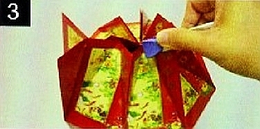 Step3 for Making A Chinese Lantern from hong bao
