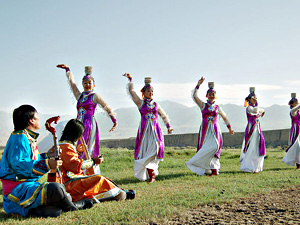 Mongol Customes