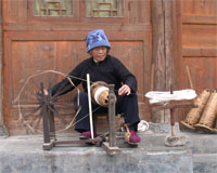 Women weaving at Zhaoxing