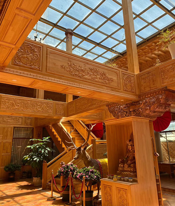 the lobby of the Duomei Linka Hotel