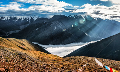 snow mountain and cloud